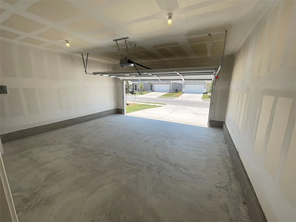 190 Light Timber Road Maxwell, TX 78656