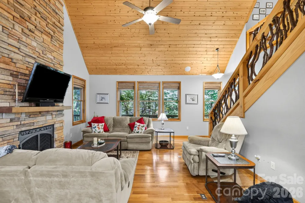 149 Oriole Road Brevard, NC 28712