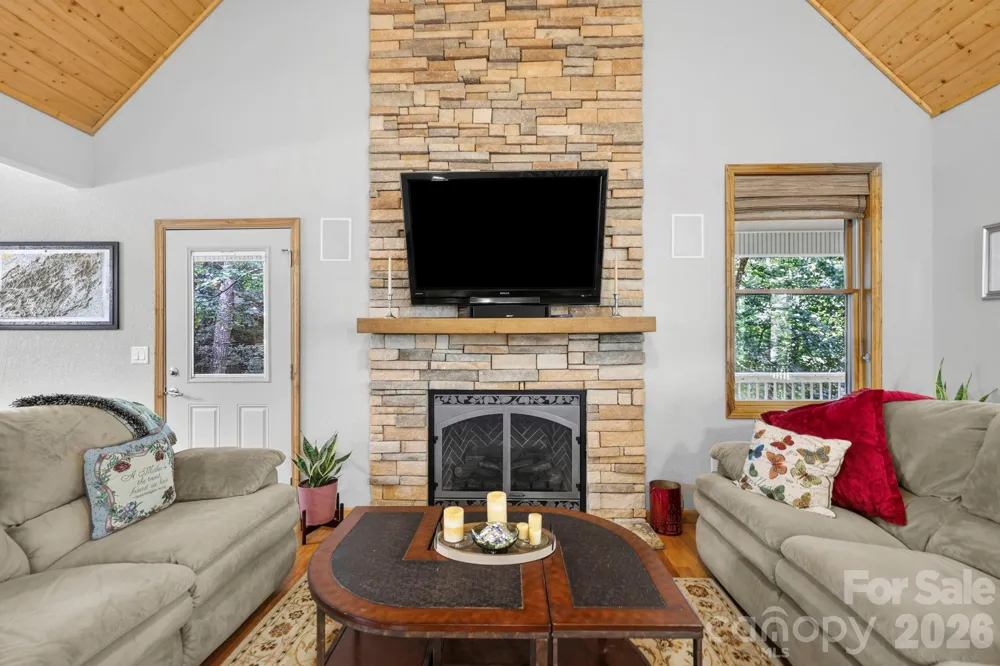 149 Oriole Road Brevard, NC 28712