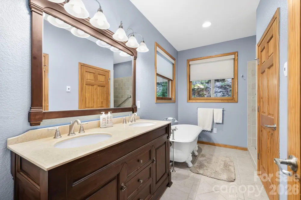 149 Oriole Road Brevard, NC 28712