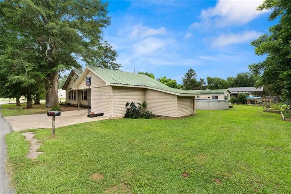 17 Lyerly Dam Road Lyerly, GA 30730