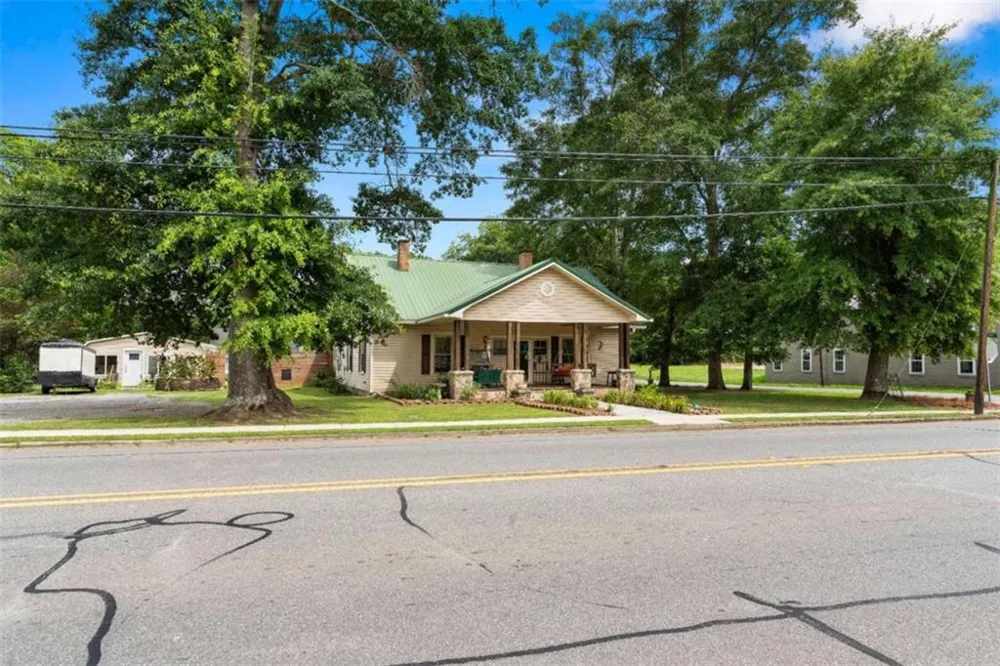 17 Lyerly Dam Road Lyerly, GA 30730