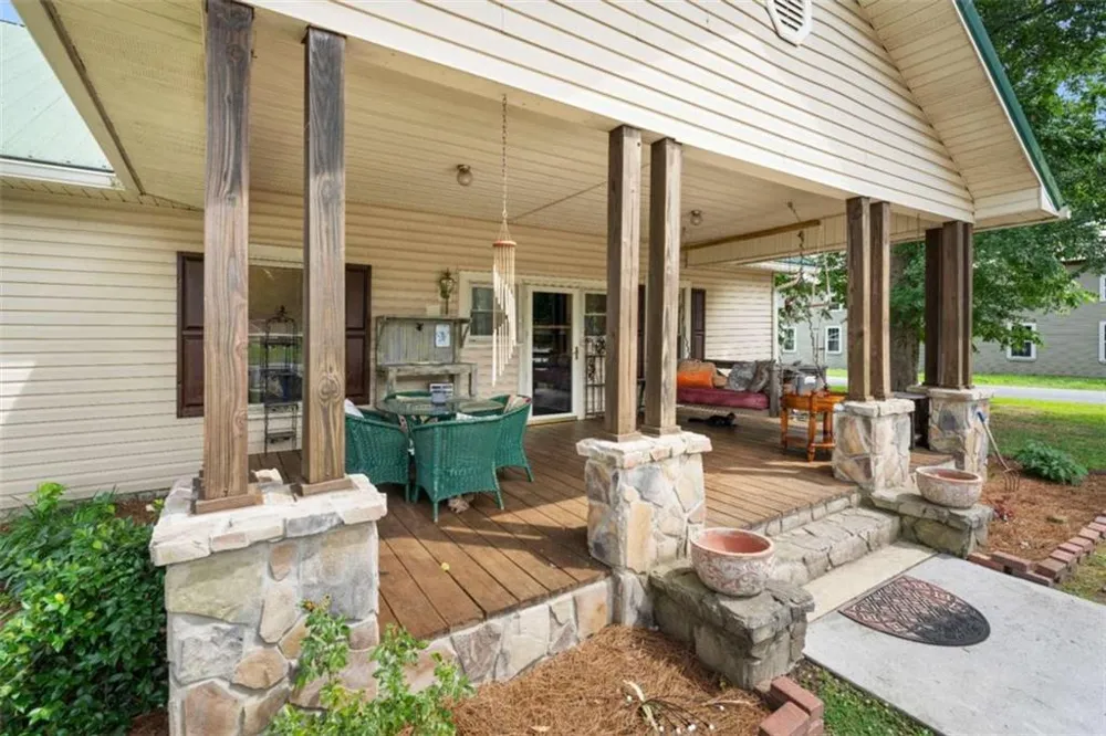 17 Lyerly Dam Road Lyerly, GA 30730