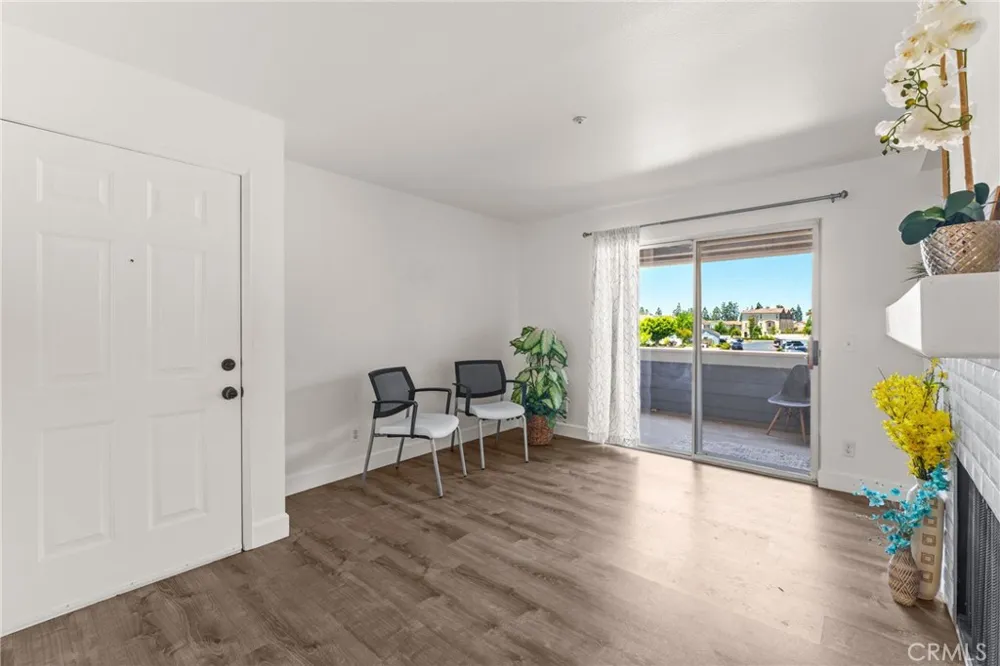 111 S Lakeview Avenue #G Placentia, CA 92870