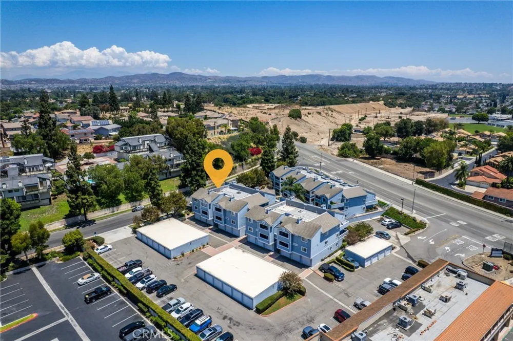 111 S Lakeview Avenue #G Placentia, CA 92870