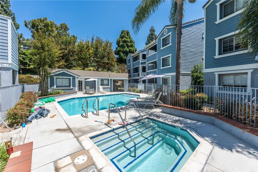 111 S Lakeview Avenue #G Placentia, CA 92870