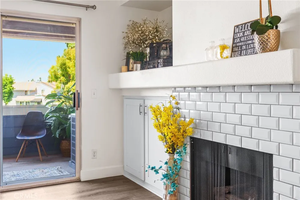 111 S Lakeview Avenue #G Placentia, CA 92870