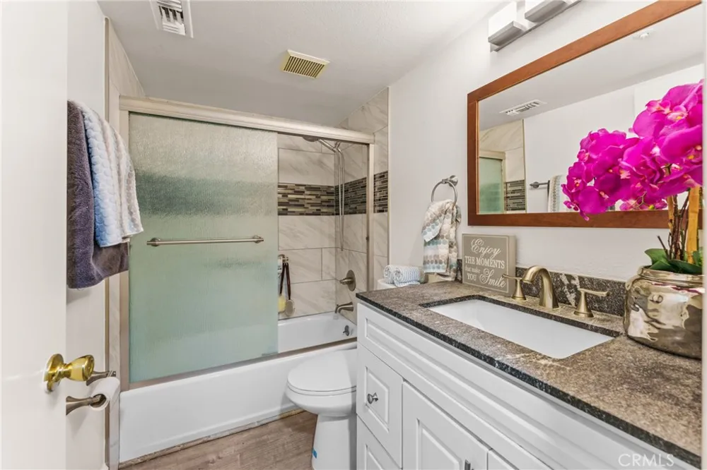 111 S Lakeview Avenue #G Placentia, CA 92870