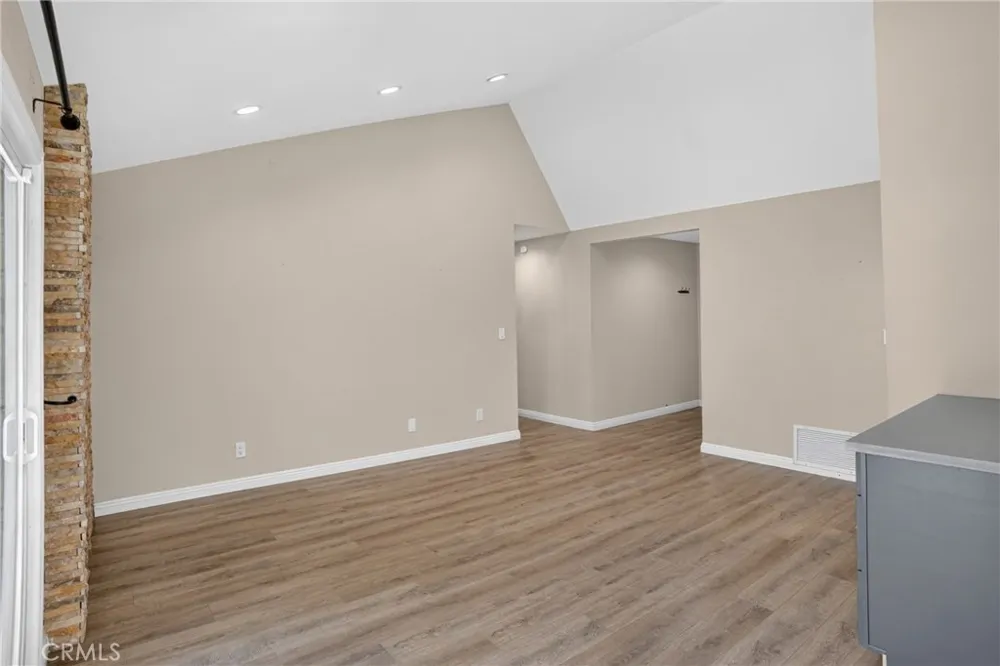 24441 Denise Pl Newhall, CA 91321