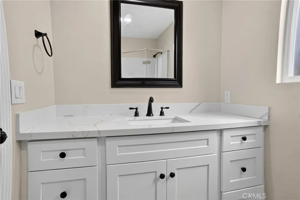 24441 Denise Pl Newhall, CA 91321