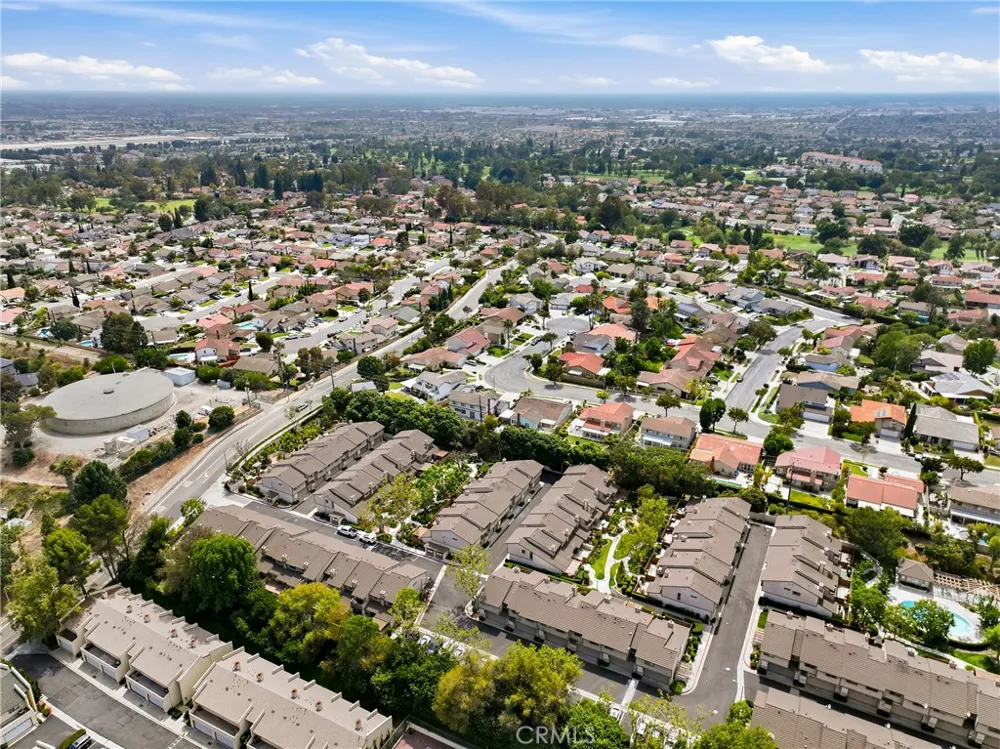 1569 Avenida Selva #201 Fullerton, CA 92833
