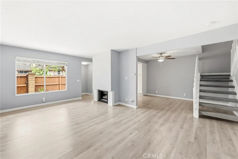 1569 Avenida Selva #201 Fullerton, CA 92833