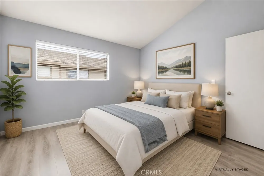 1569 Avenida Selva #201 Fullerton, CA 92833