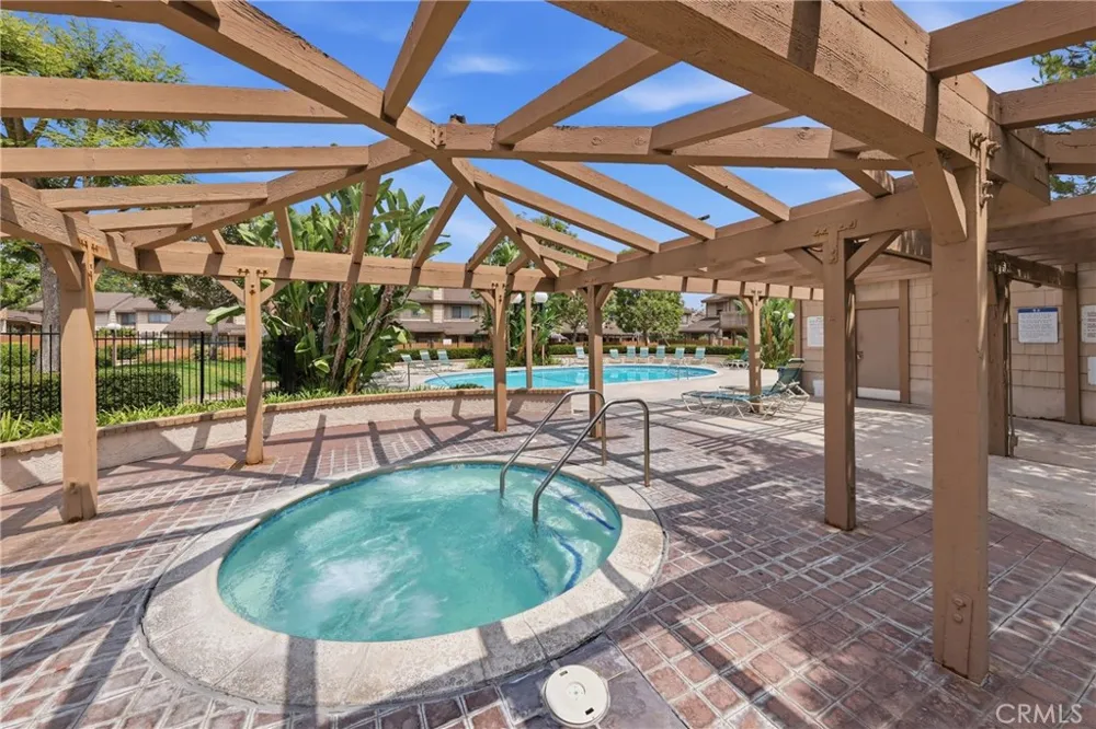 1569 Avenida Selva #201 Fullerton, CA 92833