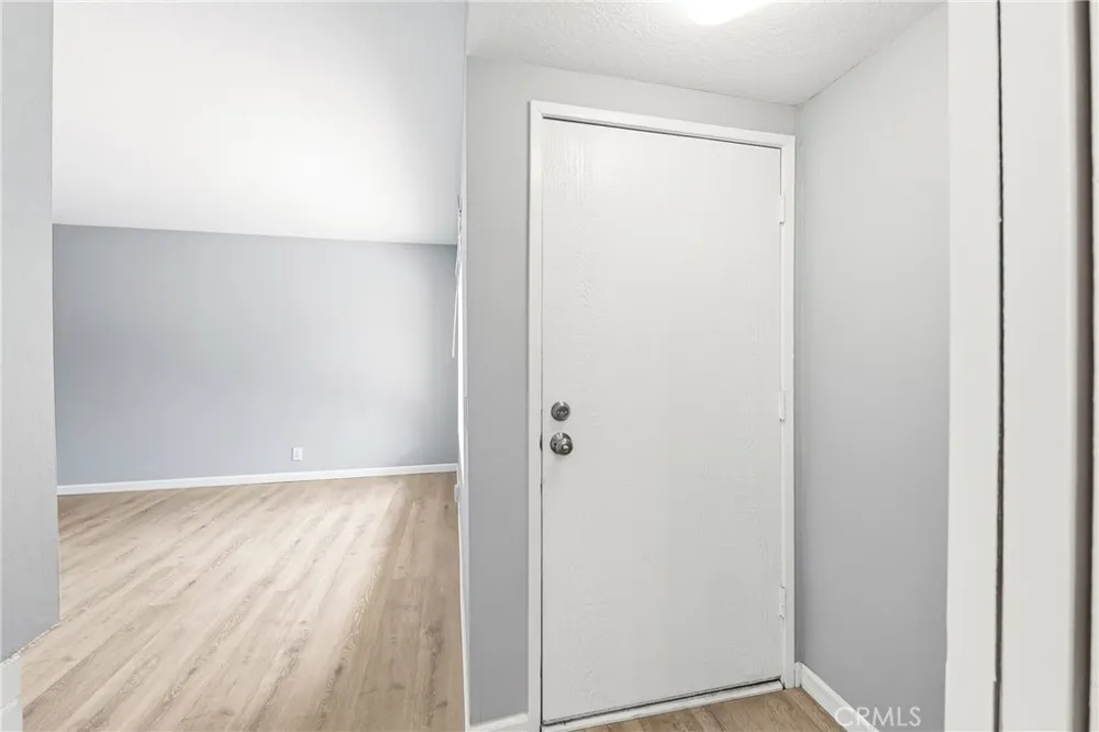 1569 Avenida Selva #201 Fullerton, CA 92833