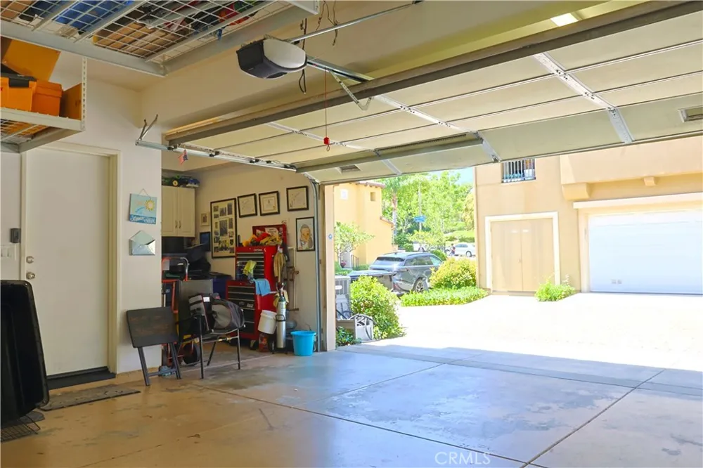 27022 Pebble Beach Valencia, CA 91381