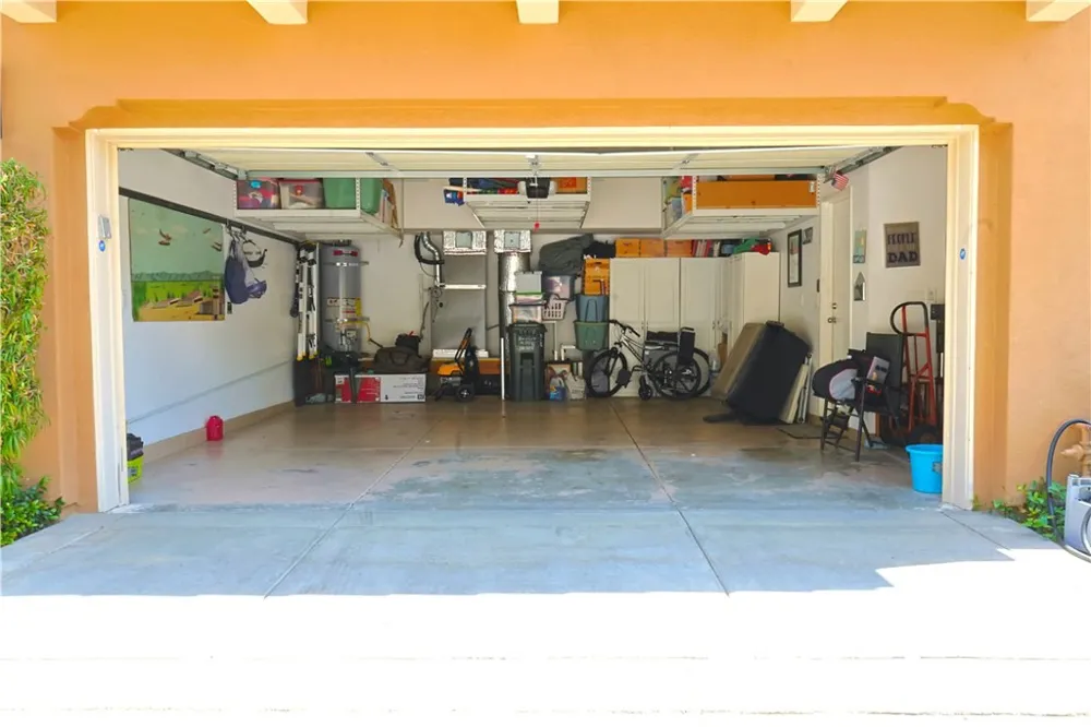 27022 Pebble Beach Valencia, CA 91381