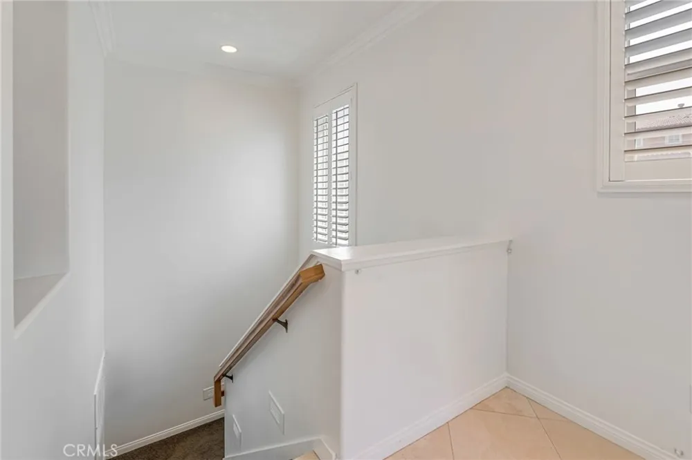 27022 Pebble Beach Valencia, CA 91381