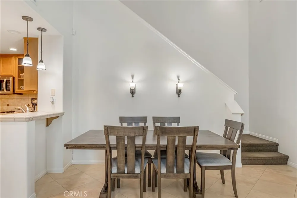 27022 Pebble Beach Valencia, CA 91381