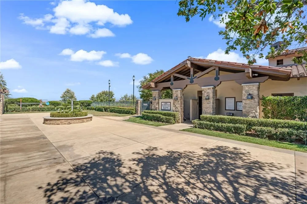 27022 Pebble Beach Valencia, CA 91381