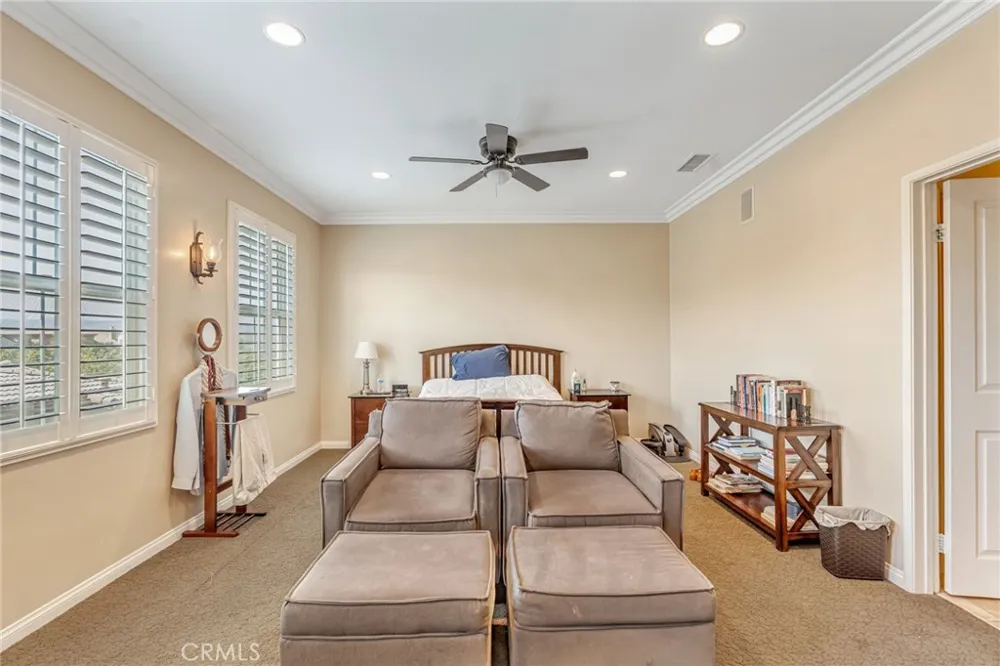 27022 Pebble Beach Valencia, CA 91381