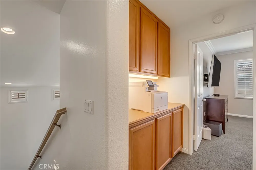 27022 Pebble Beach Valencia, CA 91381