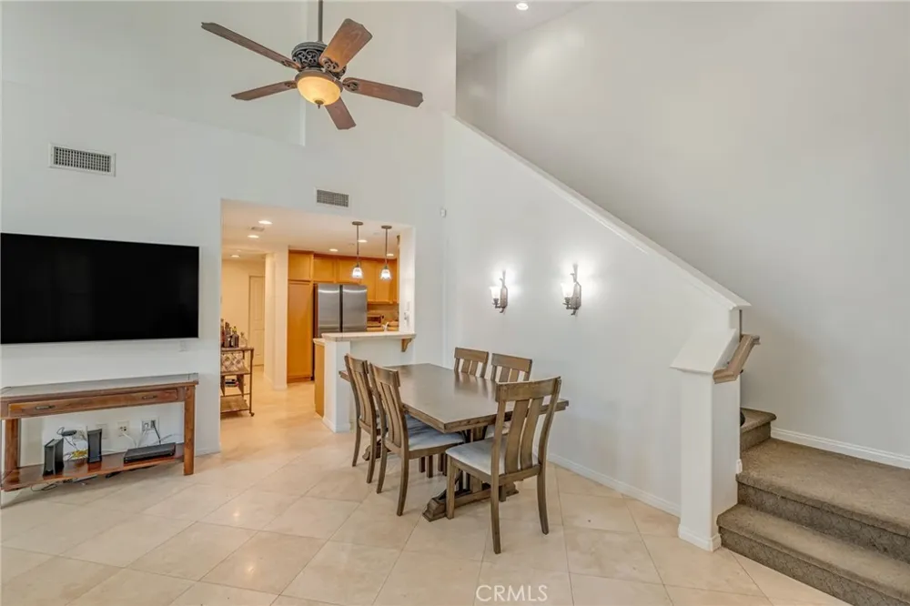 27022 Pebble Beach Valencia, CA 91381