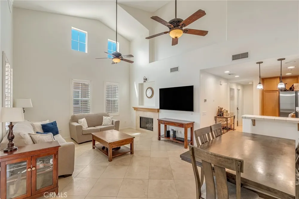 27022 Pebble Beach Valencia, CA 91381