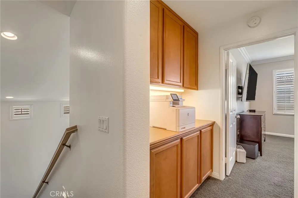 27022 Pebble Beach Valencia, CA 91381