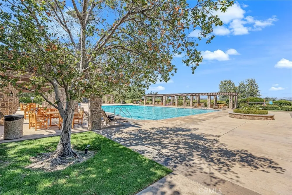 27022 Pebble Beach Valencia, CA 91381