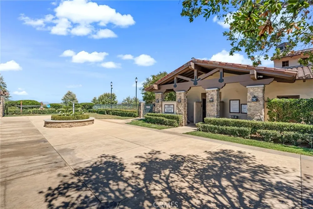 27022 Pebble Beach Valencia, CA 91381
