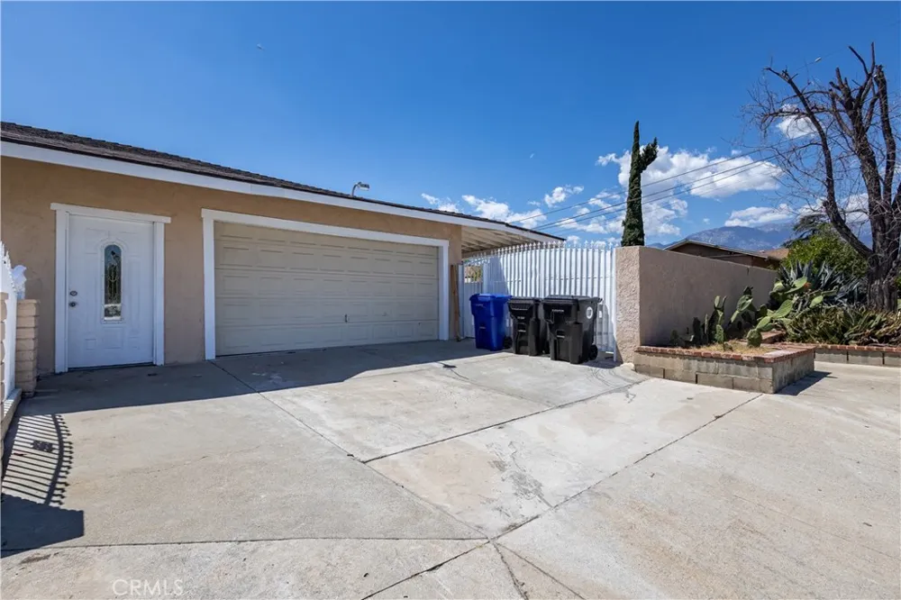 9870 Salina Rancho Cucamonga, CA 91730