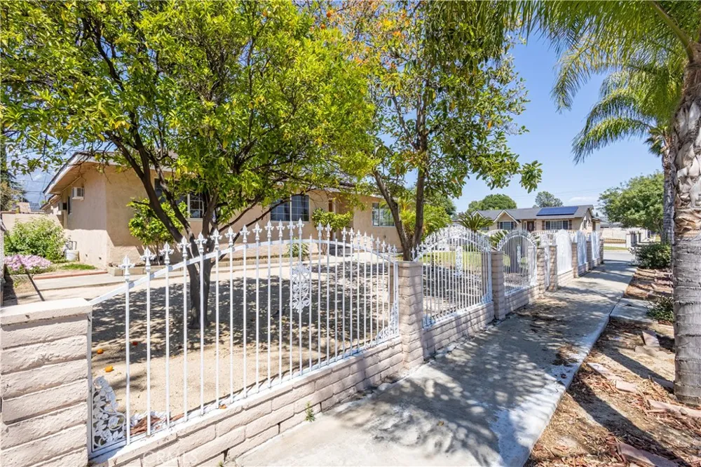 9870 Salina Rancho Cucamonga, CA 91730