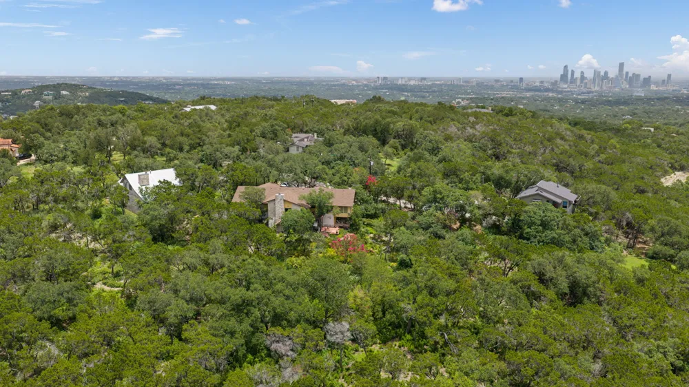 468 Spiller Lane West Lake Hills, TX 78746