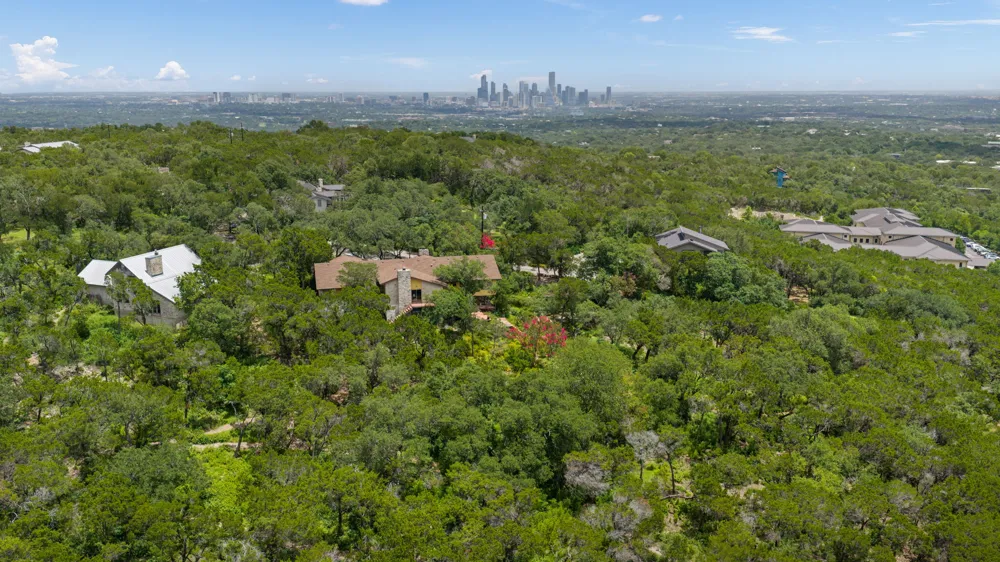 468 Spiller Lane West Lake Hills, TX 78746