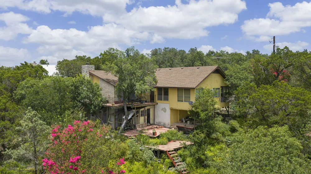 468 Spiller Lane West Lake Hills, TX 78746