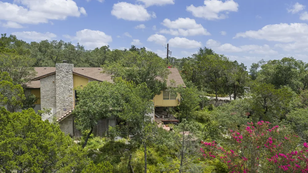 468 Spiller Lane West Lake Hills, TX 78746
