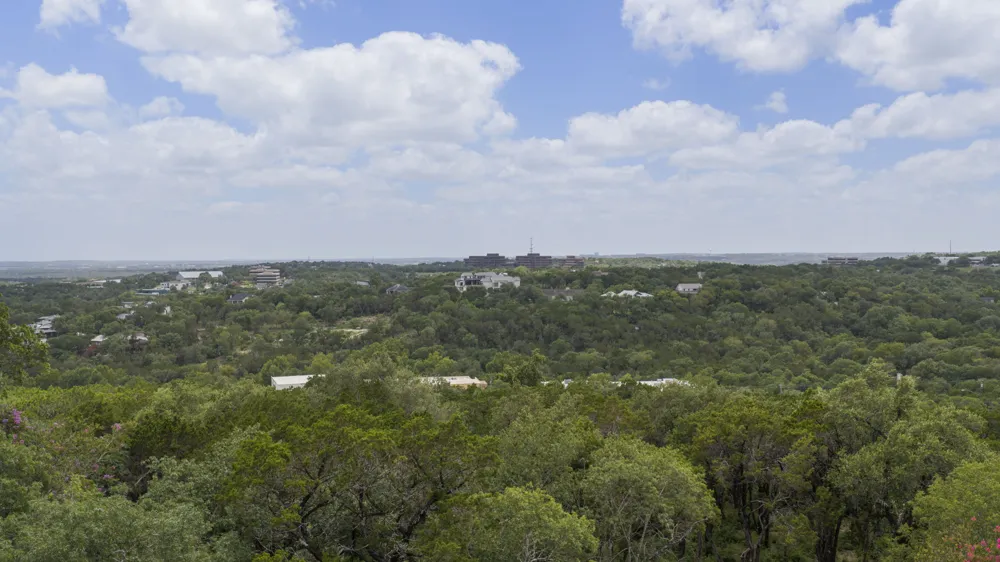 468 Spiller Lane West Lake Hills, TX 78746
