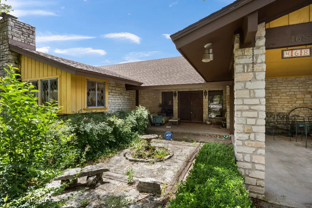 468 Spiller Lane West Lake Hills, TX 78746