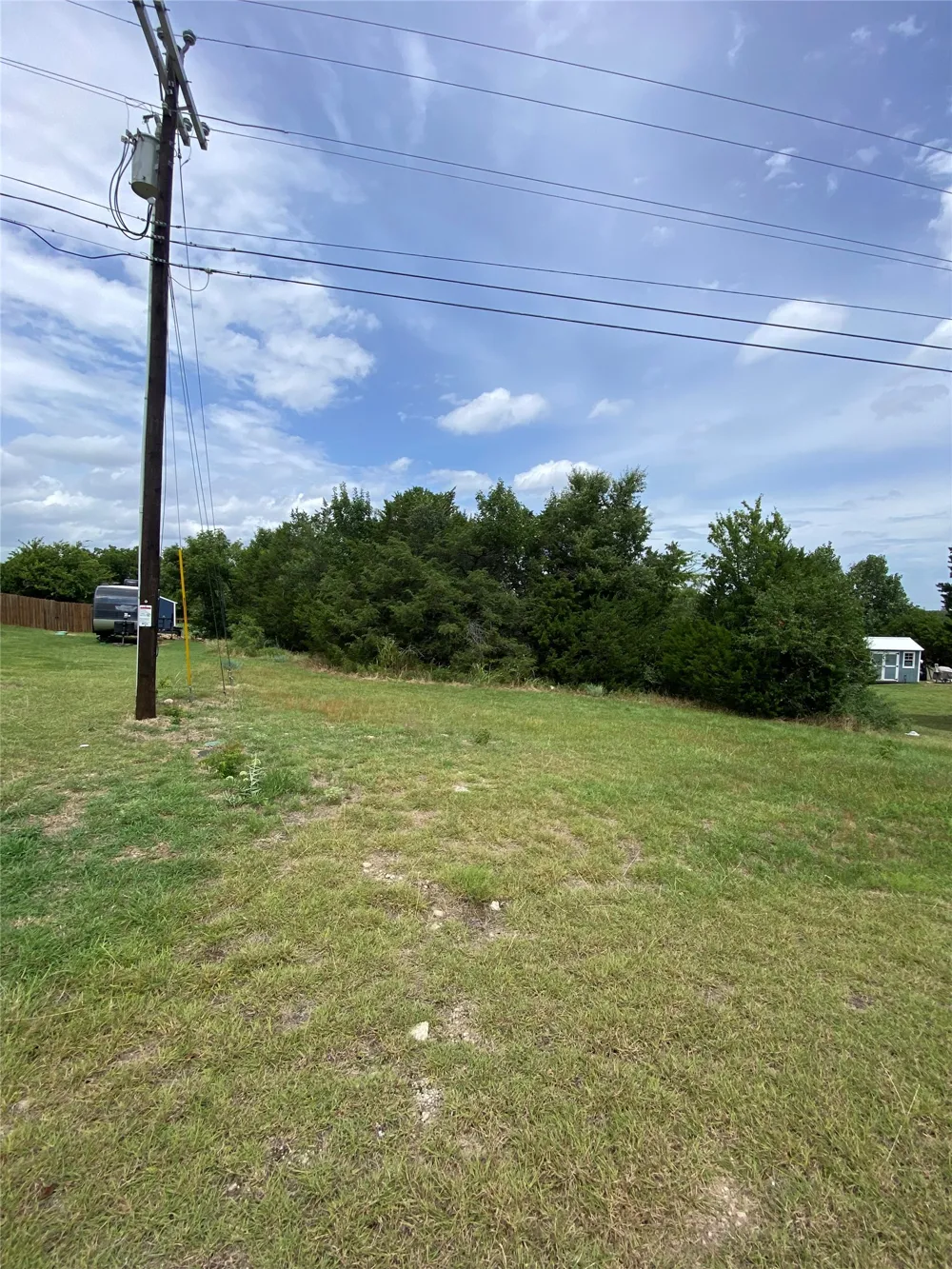 4043 Apache Circle Granbury, TX 76048