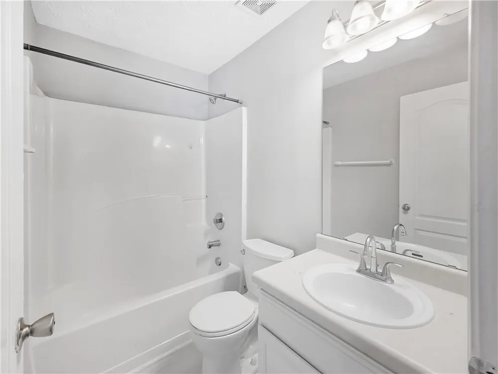 5539 Pineridge Court Forest Park, GA 30297