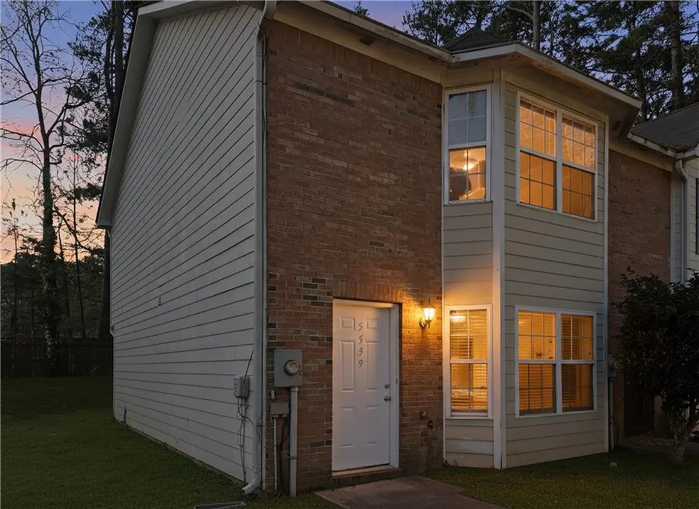 5539 Pineridge Court Forest Park, GA 30297