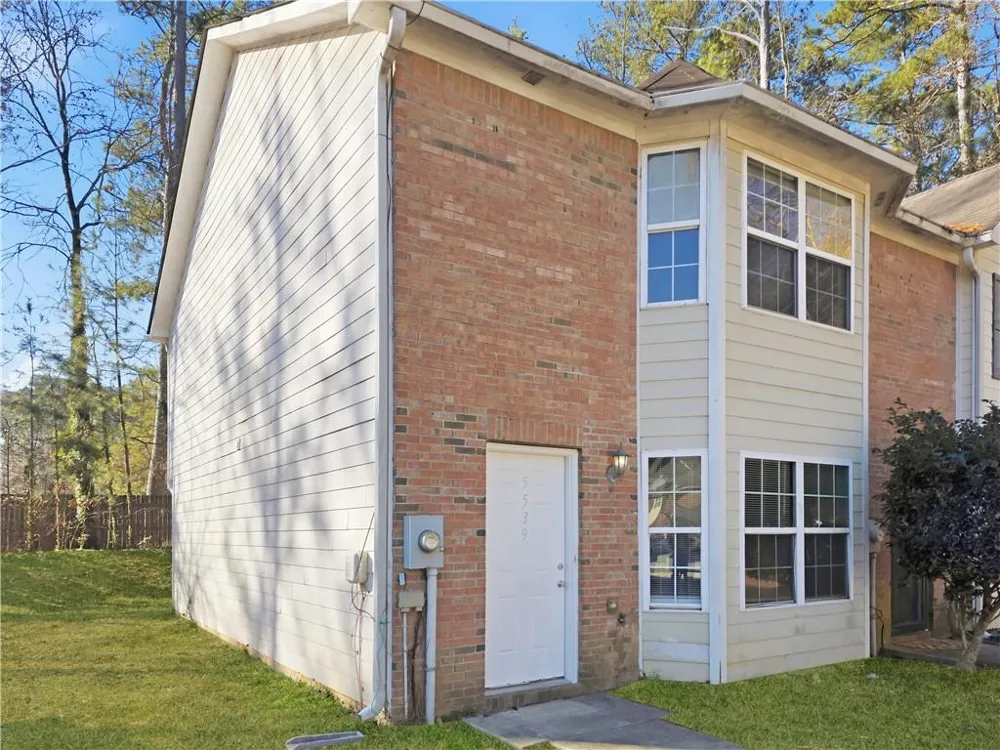 5539 Pineridge Court Forest Park, GA 30297