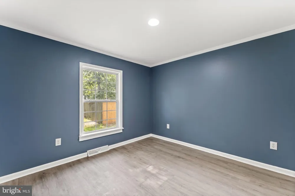 2711 S SHORE DRIVE Williamstown, NJ 08094