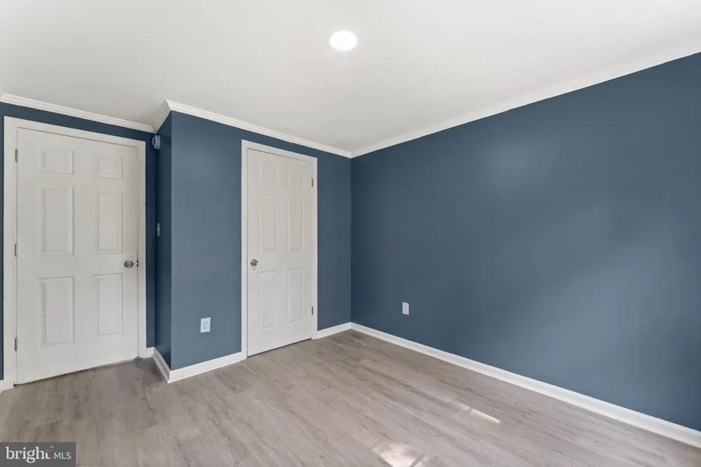 2711 S SHORE DRIVE Williamstown, NJ 08094