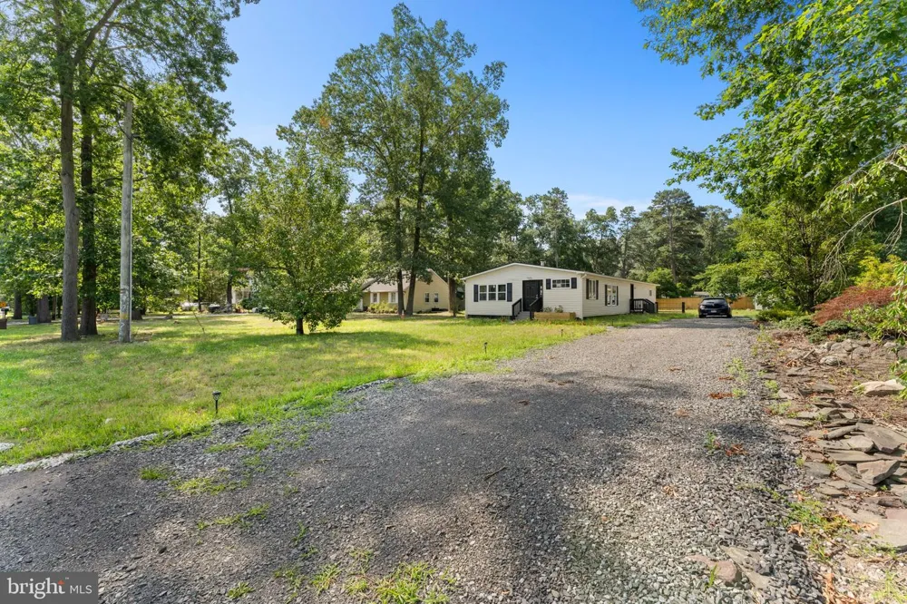 2711 S SHORE DRIVE Williamstown, NJ 08094