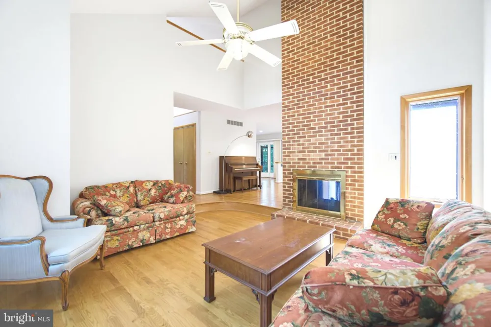 6181 WOODED RUN DRIVE Columbia, MD 21044
