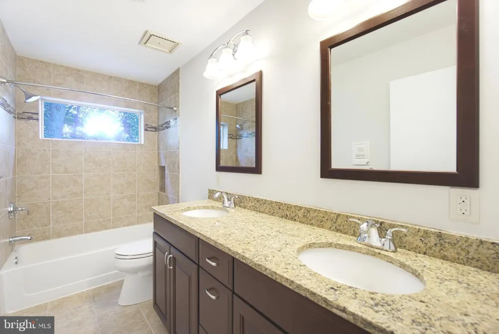 6181 WOODED RUN DRIVE Columbia, MD 21044