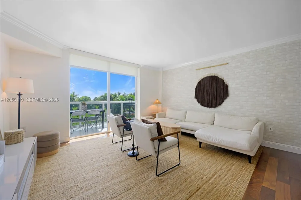 10275 Collins Ave #334 Bal Harbour, FL 33154