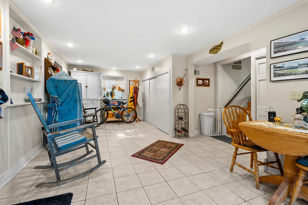 12101 Oakridge Road Plainwell, MI 49080